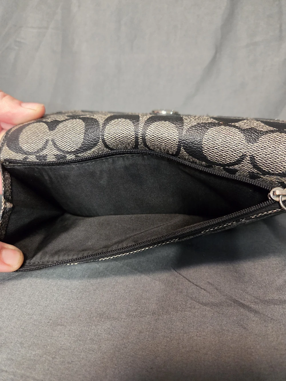 Coach Signature Canvas Gray/Black Wallet